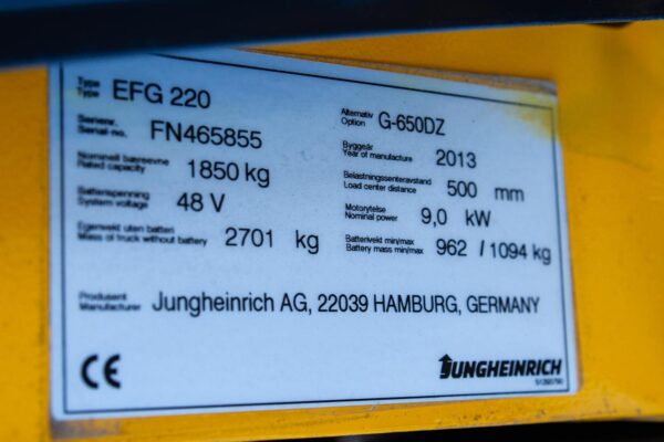 Counterbalance forklift Jungheinrich EFG220 type plate