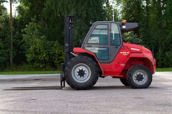Manitou M30-4 forklift 2015 from left