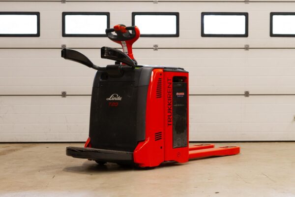 Pallet truck Linde T20 AP 2017 from the rear right