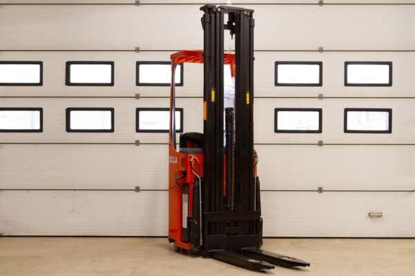 Support forklift Rocla SST12 TREV 6500 from front right