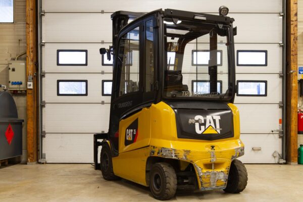 Caterpillar EP35N electric counterbalanced forklift from rear left